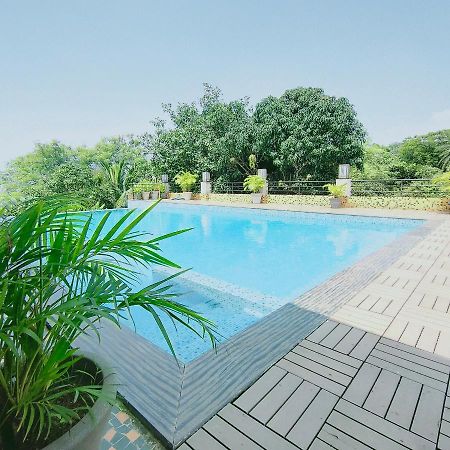 Silverador Resort Thane Εξωτερικό φωτογραφία