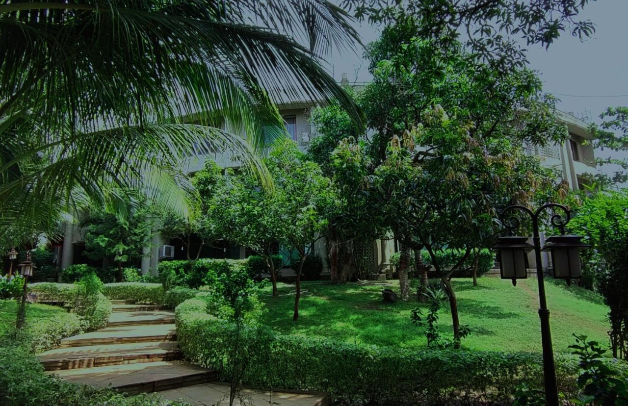 Silverador Resort Thane Εξωτερικό φωτογραφία