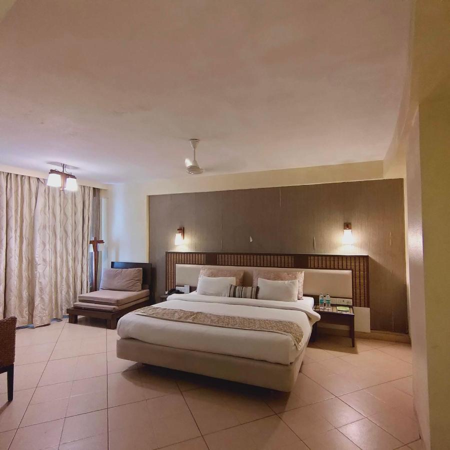 Silverador Resort Thane Εξωτερικό φωτογραφία