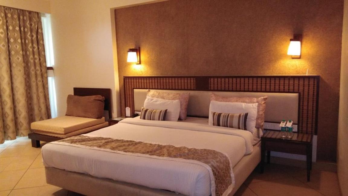 Silverador Resort Thane Εξωτερικό φωτογραφία