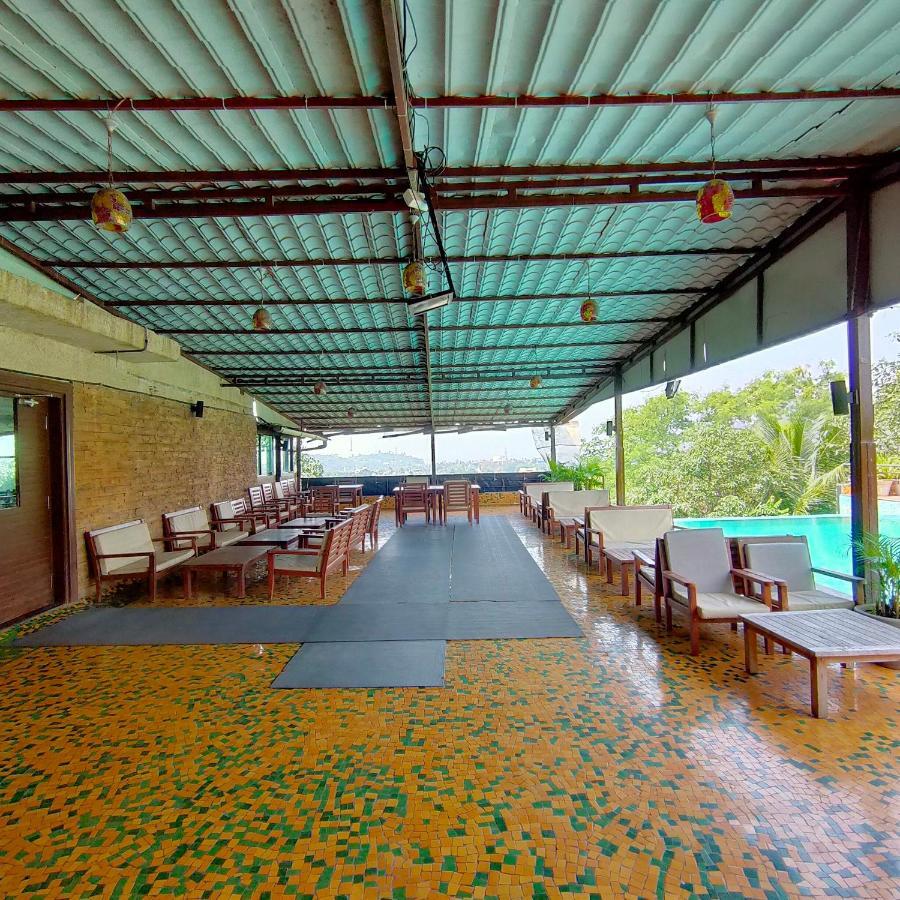 Silverador Resort Thane Εξωτερικό φωτογραφία